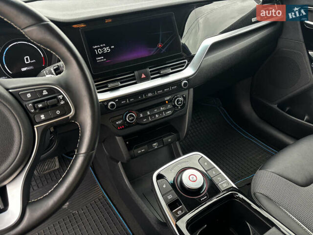Синий Киа Niro, объемом двигателя 0 л и пробегом 60 тыс. км за 21999 $, фото 22 на Automoto.ua