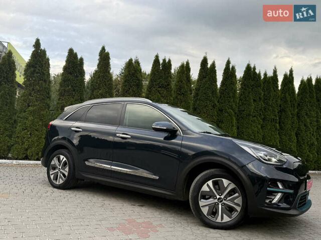 Синий Киа Niro, объемом двигателя 0 л и пробегом 88 тыс. км за 20999 $, фото 11 на Automoto.ua