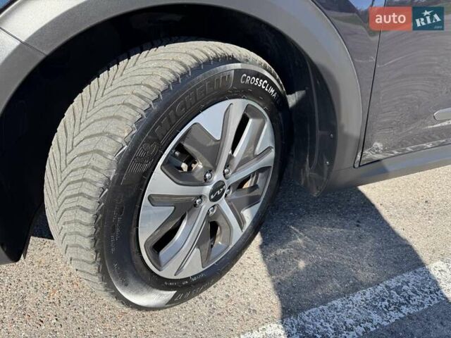 Синий Киа Niro, объемом двигателя 0 л и пробегом 104 тыс. км за 20900 $, фото 16 на Automoto.ua