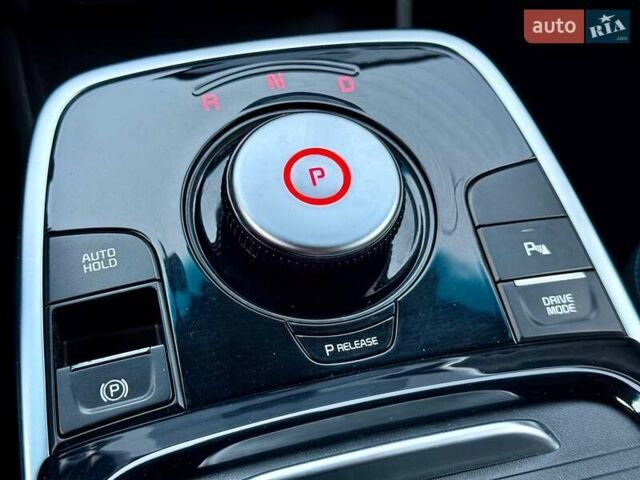 Синій Кіа Niro, об'ємом двигуна 0 л та пробігом 69 тис. км за 19999 $, фото 31 на Automoto.ua