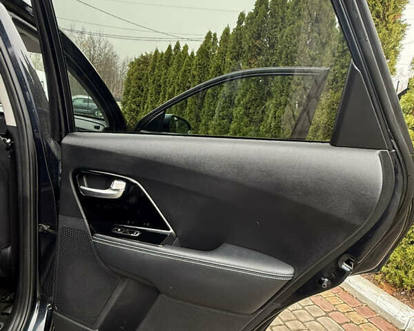 Синій Кіа Niro, об'ємом двигуна 0 л та пробігом 87 тис. км за 18999 $, фото 30 на Automoto.ua