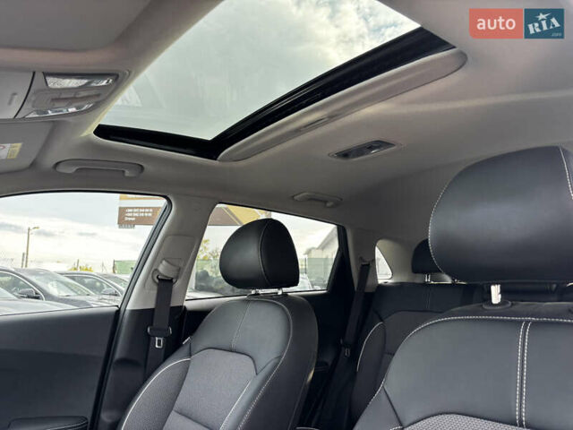 Синий Киа Niro, объемом двигателя 0 л и пробегом 46 тыс. км за 23050 $, фото 32 на Automoto.ua