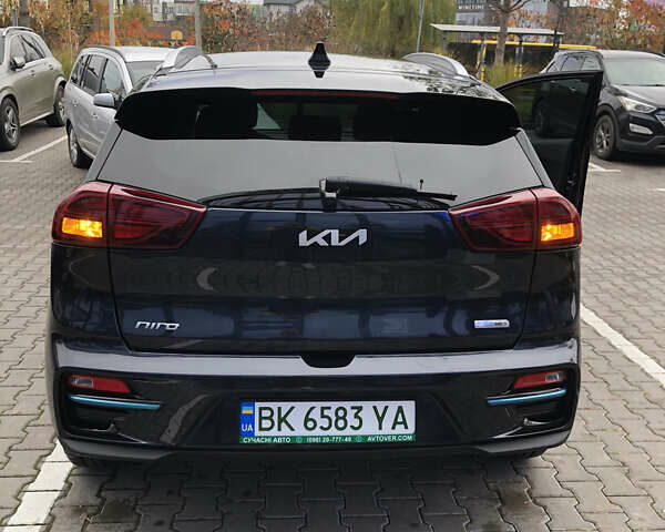 Синій Кіа Niro, об'ємом двигуна 0 л та пробігом 85 тис. км за 21850 $, фото 9 на Automoto.ua