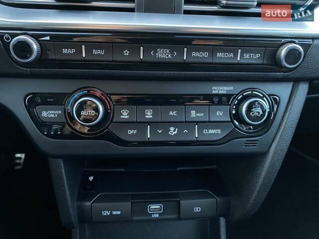 Синий Киа Niro, объемом двигателя 0 л и пробегом 123 тыс. км за 20600 $, фото 49 на Automoto.ua