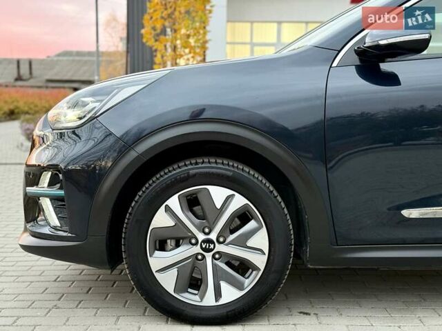 Синій Кіа Niro, об'ємом двигуна 0 л та пробігом 84 тис. км за 19450 $, фото 33 на Automoto.ua
