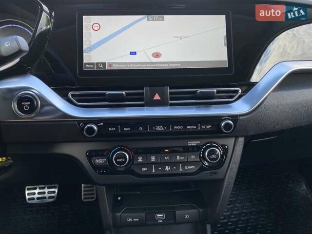 Синий Киа Niro, объемом двигателя 0 л и пробегом 70 тыс. км за 23200 $, фото 42 на Automoto.ua