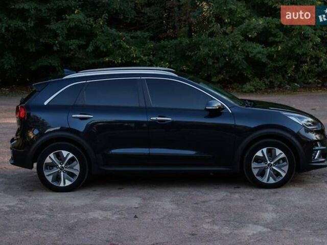 Синий Киа Niro, объемом двигателя 0 л и пробегом 125 тыс. км за 18950 $, фото 14 на Automoto.ua