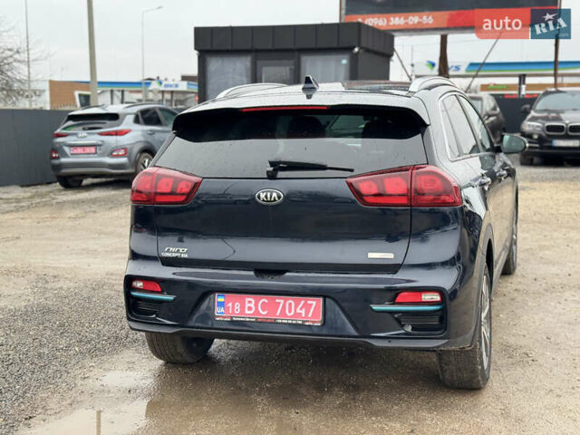 Синій Кіа Niro, об'ємом двигуна 0 л та пробігом 67 тис. км за 19000 $, фото 14 на Automoto.ua