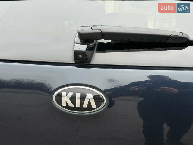 Синій Кіа Niro, об'ємом двигуна 0 л та пробігом 159 тис. км за 18499 $, фото 16 на Automoto.ua