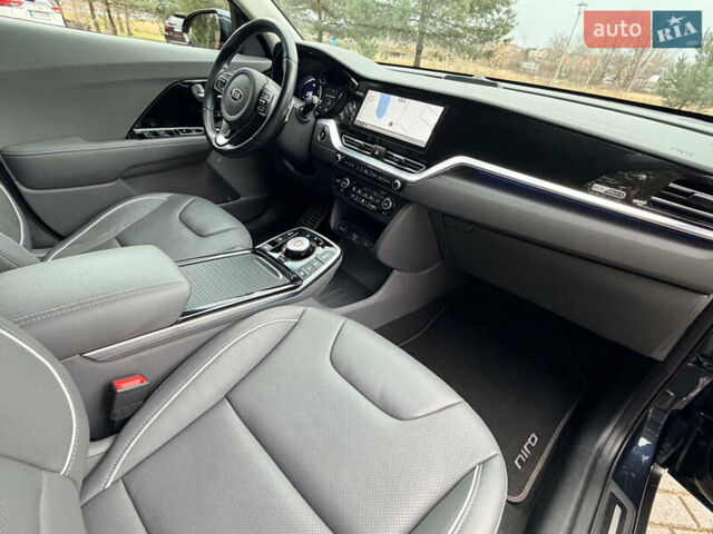 Синий Киа Niro, объемом двигателя 0 л и пробегом 64 тыс. км за 23800 $, фото 16 на Automoto.ua