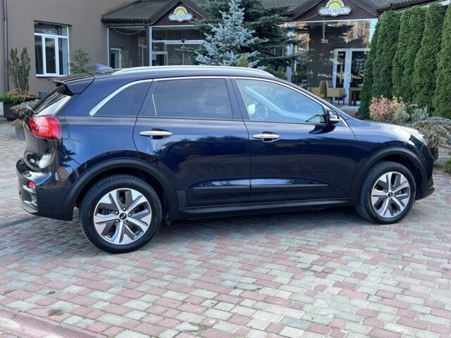 Синий Киа Niro, объемом двигателя 0 л и пробегом 112 тыс. км за 20467 $, фото 6 на Automoto.ua