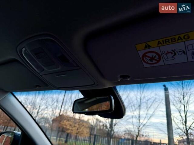 Синій Кіа Niro, об'ємом двигуна 0 л та пробігом 84 тис. км за 19450 $, фото 81 на Automoto.ua