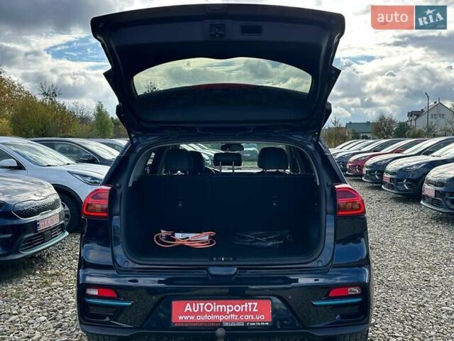 Синій Кіа Niro, об'ємом двигуна 0 л та пробігом 57 тис. км за 24700 $, фото 79 на Automoto.ua
