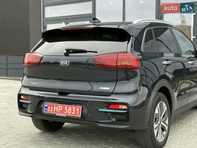 Синій Кіа Niro, об'ємом двигуна 0 л та пробігом 124 тис. км за 19950 $, фото 23 на Automoto.ua