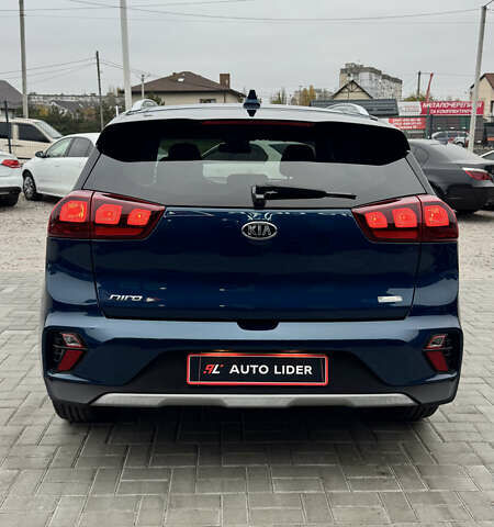 Синій Кіа Niro, об'ємом двигуна 1.58 л та пробігом 68 тис. км за 19500 $, фото 4 на Automoto.ua