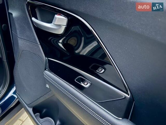 Синій Кіа Niro, об'ємом двигуна 0 л та пробігом 84 тис. км за 19450 $, фото 70 на Automoto.ua