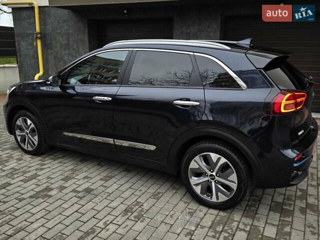 Синій Кіа Niro, об'ємом двигуна 0 л та пробігом 129 тис. км за 18999 $, фото 10 на Automoto.ua