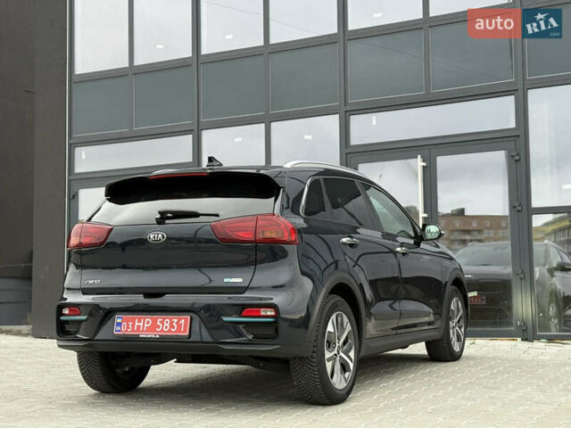 Синій Кіа Niro, об'ємом двигуна 0 л та пробігом 124 тис. км за 19950 $, фото 24 на Automoto.ua