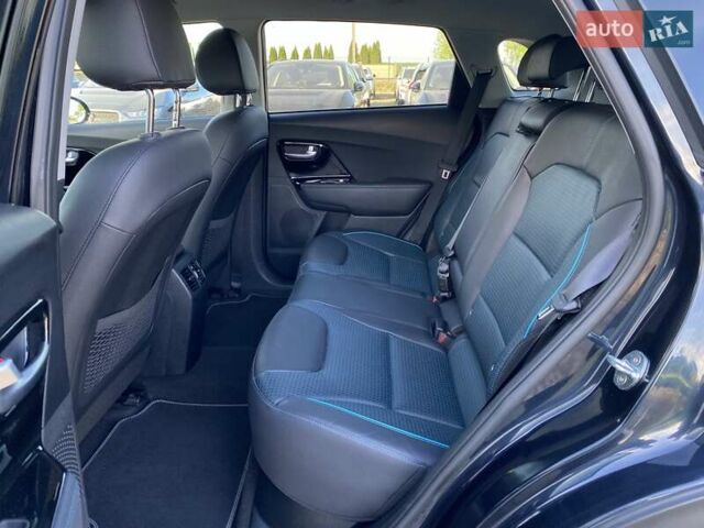 Синий Киа Niro, объемом двигателя 0 л и пробегом 123 тыс. км за 20600 $, фото 67 на Automoto.ua