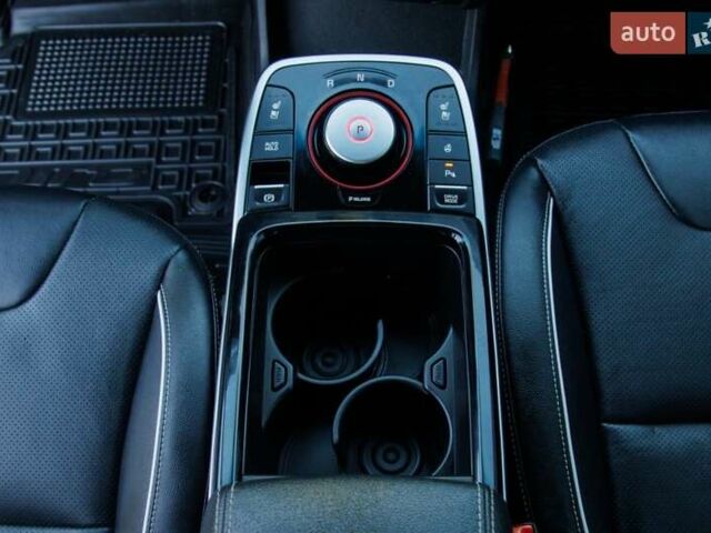 Синий Киа Niro, объемом двигателя 0 л и пробегом 125 тыс. км за 18950 $, фото 59 на Automoto.ua