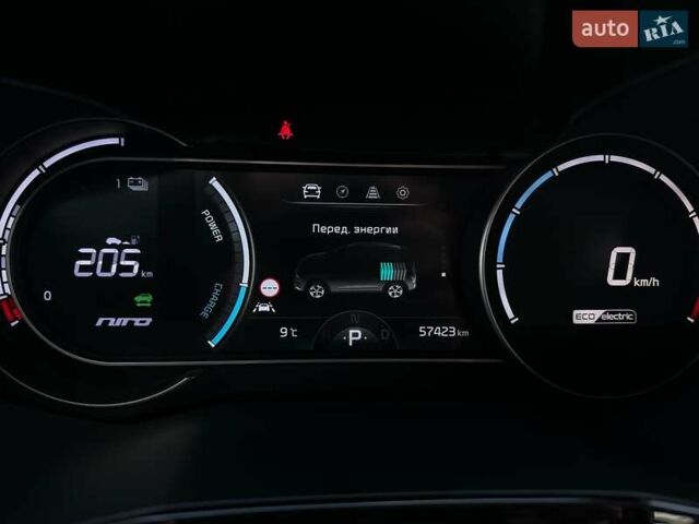 Синій Кіа Niro, об'ємом двигуна 0 л та пробігом 57 тис. км за 24700 $, фото 58 на Automoto.ua