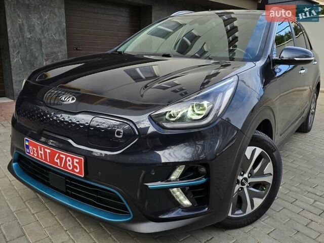 Синий Киа Niro, объемом двигателя 0 л и пробегом 138 тыс. км за 18799 $, фото 1 на Automoto.ua