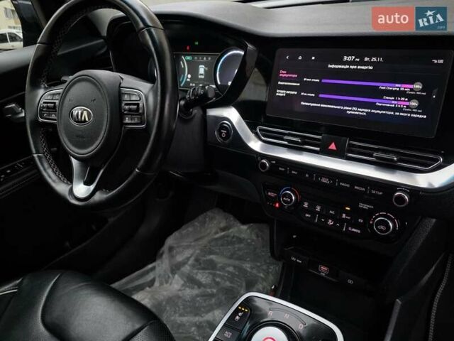 Синій Кіа Niro, об'ємом двигуна 0 л та пробігом 129 тис. км за 18999 $, фото 36 на Automoto.ua