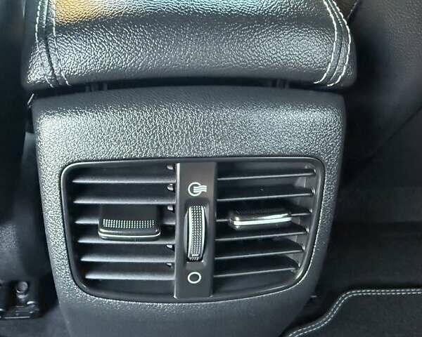 Синий Киа Niro, объемом двигателя 0 л и пробегом 138 тыс. км за 18950 $, фото 103 на Automoto.ua