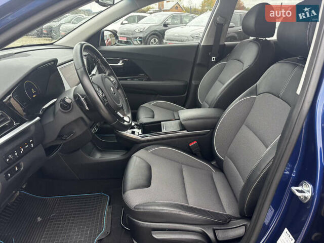 Синий Киа Niro, объемом двигателя 0 л и пробегом 60 тыс. км за 21999 $, фото 28 на Automoto.ua