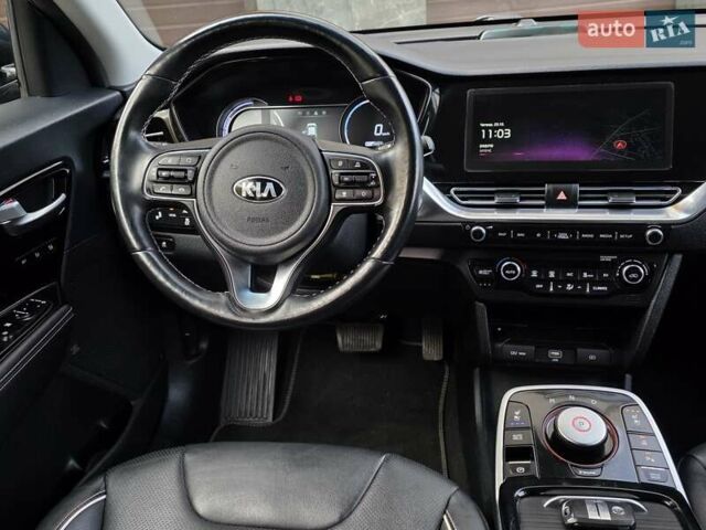 Синий Киа Niro, объемом двигателя 0 л и пробегом 138 тыс. км за 18799 $, фото 31 на Automoto.ua