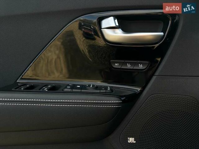 Синій Кіа Niro, об'ємом двигуна 0 л та пробігом 57 тис. км за 24700 $, фото 46 на Automoto.ua