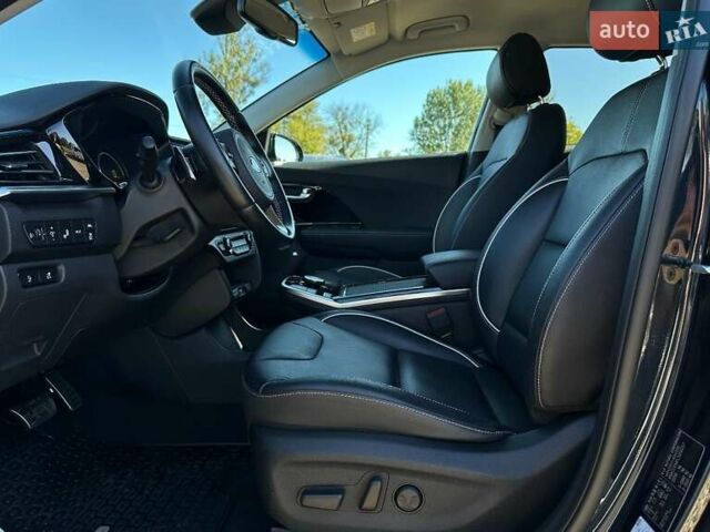 Синий Киа Niro, объемом двигателя 0 л и пробегом 45 тыс. км за 23700 $, фото 35 на Automoto.ua
