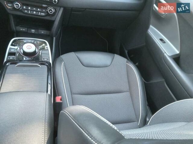 Синий Киа Niro, объемом двигателя 0 л и пробегом 49 тыс. км за 16980 $, фото 53 на Automoto.ua