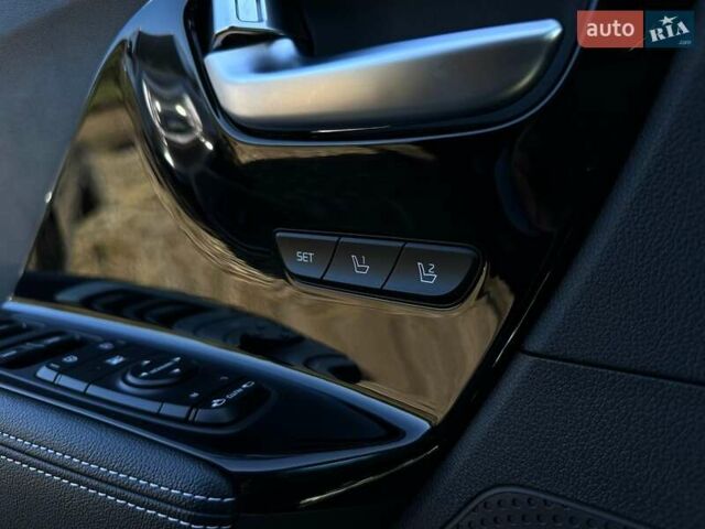 Синий Киа Niro, объемом двигателя 0 л и пробегом 45 тыс. км за 23700 $, фото 3 на Automoto.ua