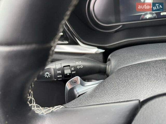 Синій Кіа Niro, об'ємом двигуна 0 л та пробігом 67 тис. км за 19000 $, фото 33 на Automoto.ua