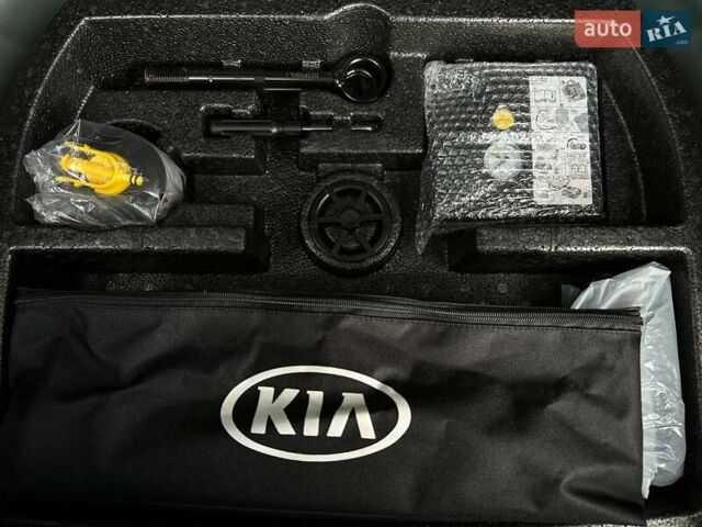 Синий Киа Niro, объемом двигателя 0 л и пробегом 62 тыс. км за 23600 $, фото 82 на Automoto.ua