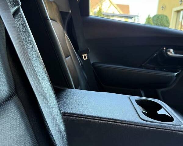 Синій Кіа Niro, об'ємом двигуна 0 л та пробігом 82 тис. км за 18950 $, фото 101 на Automoto.ua