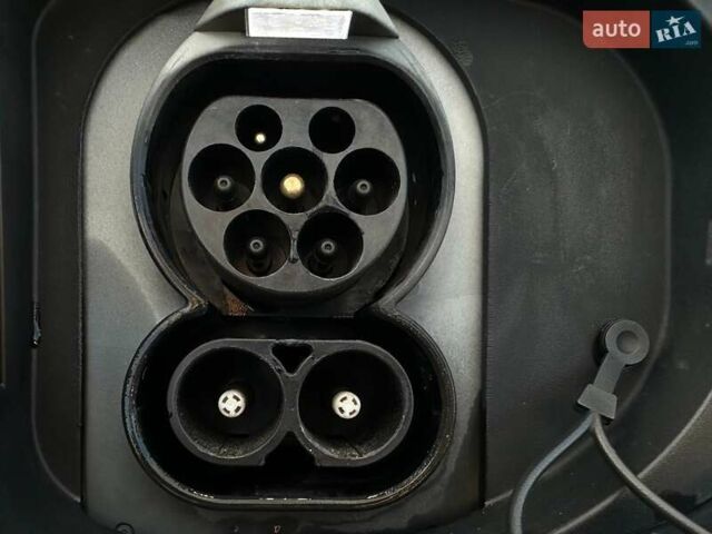 Синій Кіа Niro, об'ємом двигуна 0 л та пробігом 62 тис. км за 24600 $, фото 37 на Automoto.ua