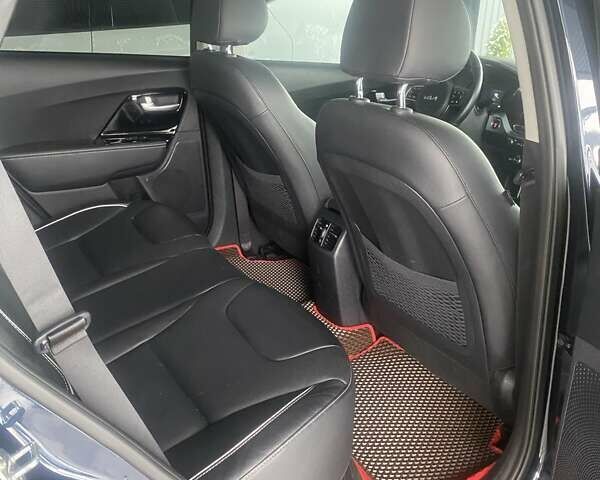 Синій Кіа Niro, об'ємом двигуна 0 л та пробігом 99 тис. км за 19000 $, фото 7 на Automoto.ua