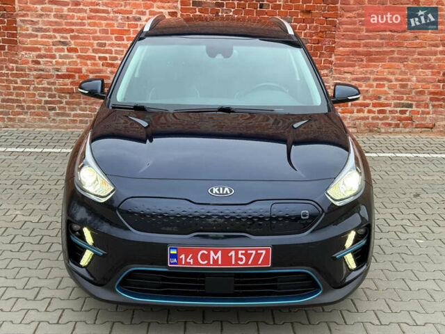 Синій Кіа Niro, об'ємом двигуна 0 л та пробігом 88 тис. км за 19750 $, фото 4 на Automoto.ua