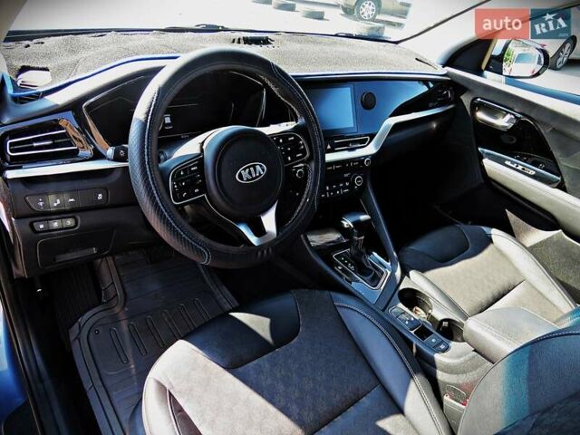 Синій Кіа Niro, об'ємом двигуна 1.58 л та пробігом 35 тис. км за 23900 $, фото 7 на Automoto.ua