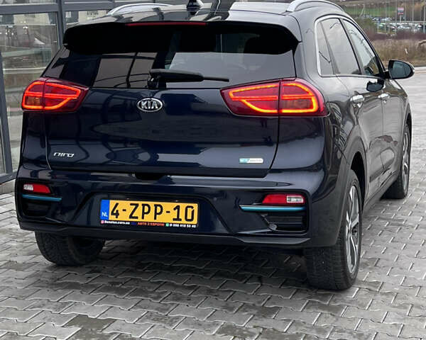 Синій Кіа Niro, об'ємом двигуна 0 л та пробігом 112 тис. км за 20800 $, фото 13 на Automoto.ua
