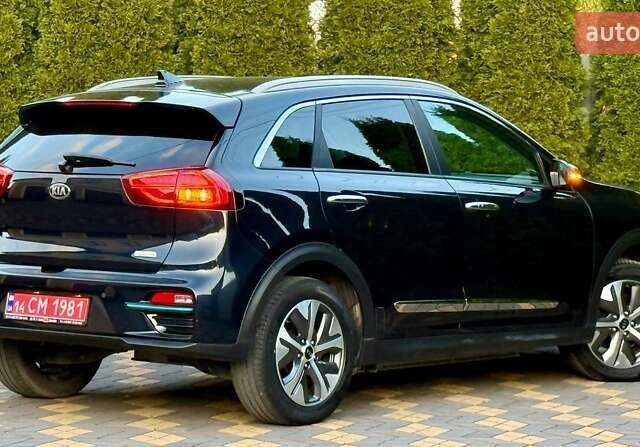 Синій Кіа Niro, об'ємом двигуна 0 л та пробігом 69 тис. км за 19999 $, фото 7 на Automoto.ua