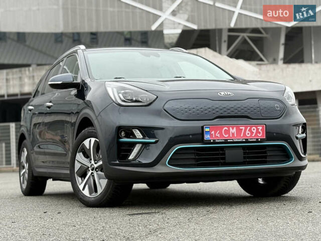 Синий Киа Niro, объемом двигателя 0 л и пробегом 55 тыс. км за 22600 $, фото 2 на Automoto.ua