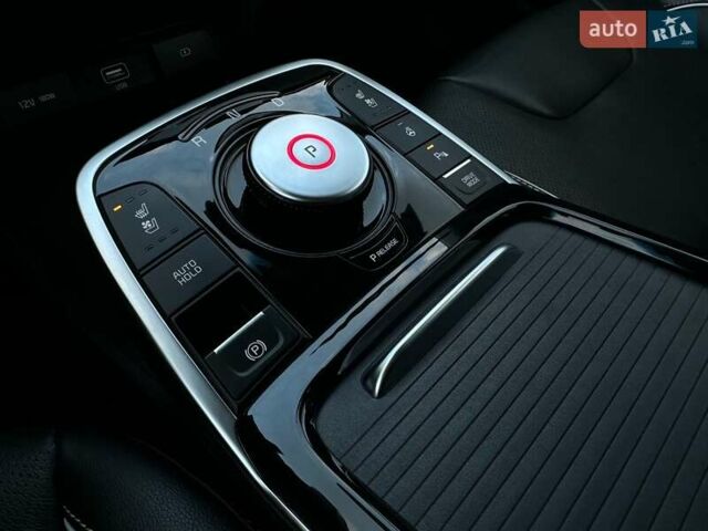 Синий Киа Niro, объемом двигателя 0 л и пробегом 62 тыс. км за 23600 $, фото 68 на Automoto.ua