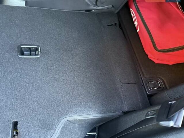 Синий Киа Niro, объемом двигателя 0 л и пробегом 138 тыс. км за 18950 $, фото 107 на Automoto.ua