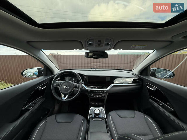 Синий Киа Niro, объемом двигателя 0 л и пробегом 149 тыс. км за 19700 $, фото 21 на Automoto.ua
