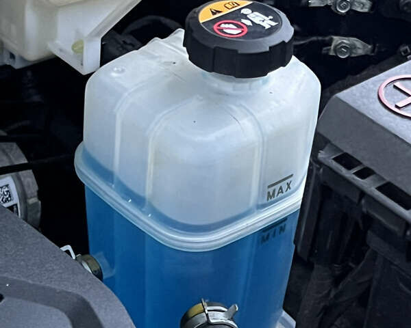 Синій Кіа Niro, об'ємом двигуна 0 л та пробігом 112 тис. км за 20800 $, фото 5 на Automoto.ua