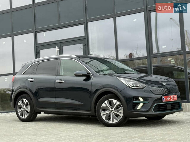 Синій Кіа Niro, об'ємом двигуна 0 л та пробігом 124 тис. км за 19950 $, фото 10 на Automoto.ua