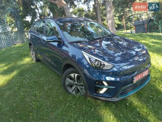 Синий Киа Niro, объемом двигателя 0 л и пробегом 49 тыс. км за 16980 $, фото 2 на Automoto.ua